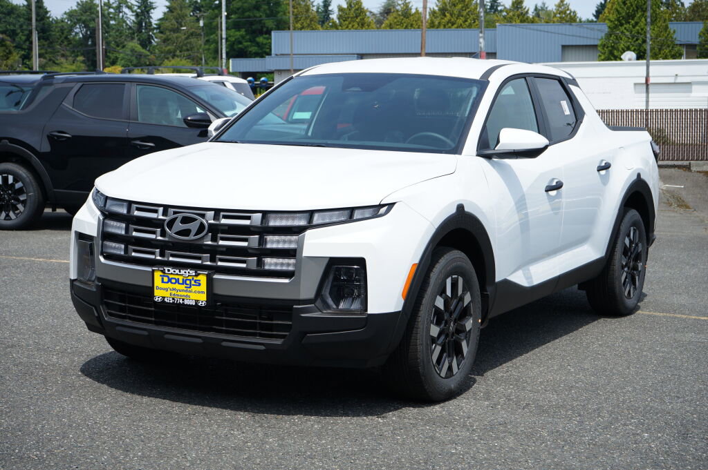 New 2025 Hyundai Santa Cruz SE AWD/4WD image 1
