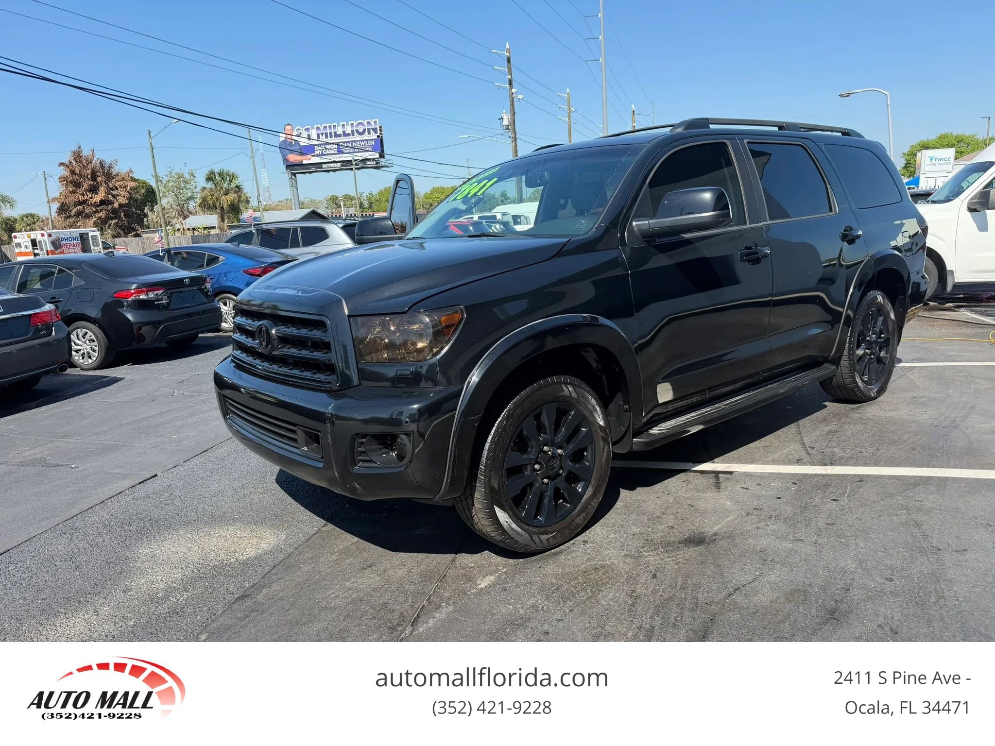 Used 2011 Toyota Sequoia Platinum image 1
