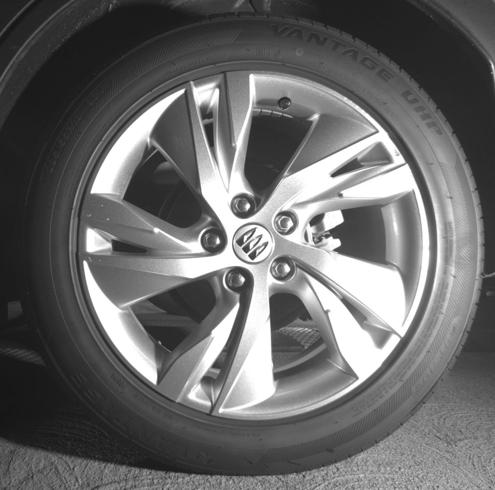 Used 2025 Buick Encore GX Preferred AWD/4WD image 13