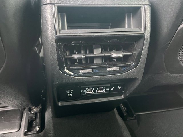 Used 2024 Jeep Grand Cherokee Limited AWD/4WD image 24