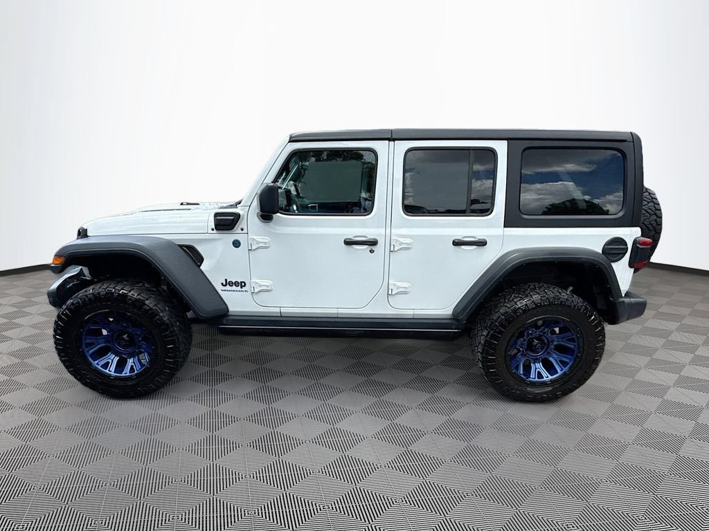 Used 2023 Jeep Wrangler Unlimited Rubicon 4xe AWD/4WD image 9