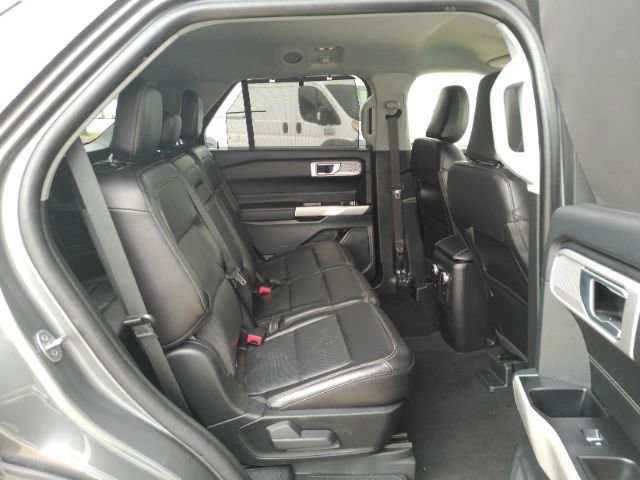 Used 2024 Ford Explorer Limited image 27