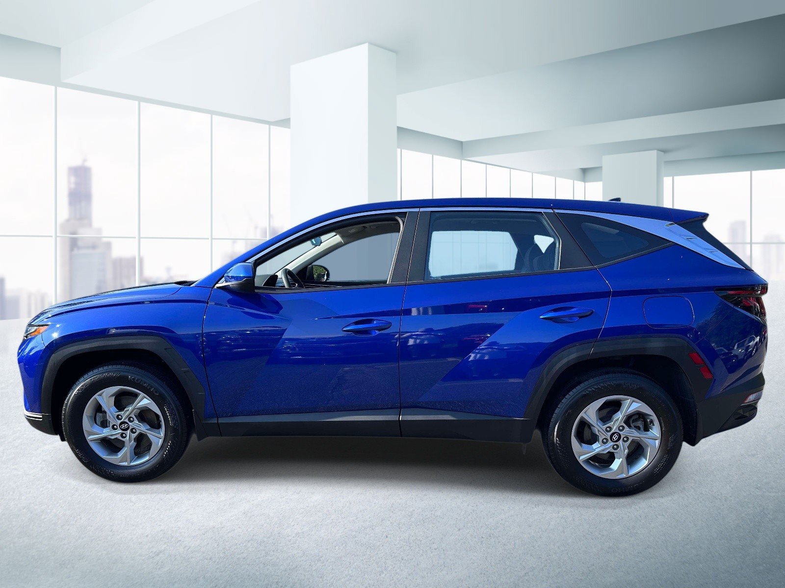 Used 2024 Hyundai Tucson SE AWD/4WD image 2
