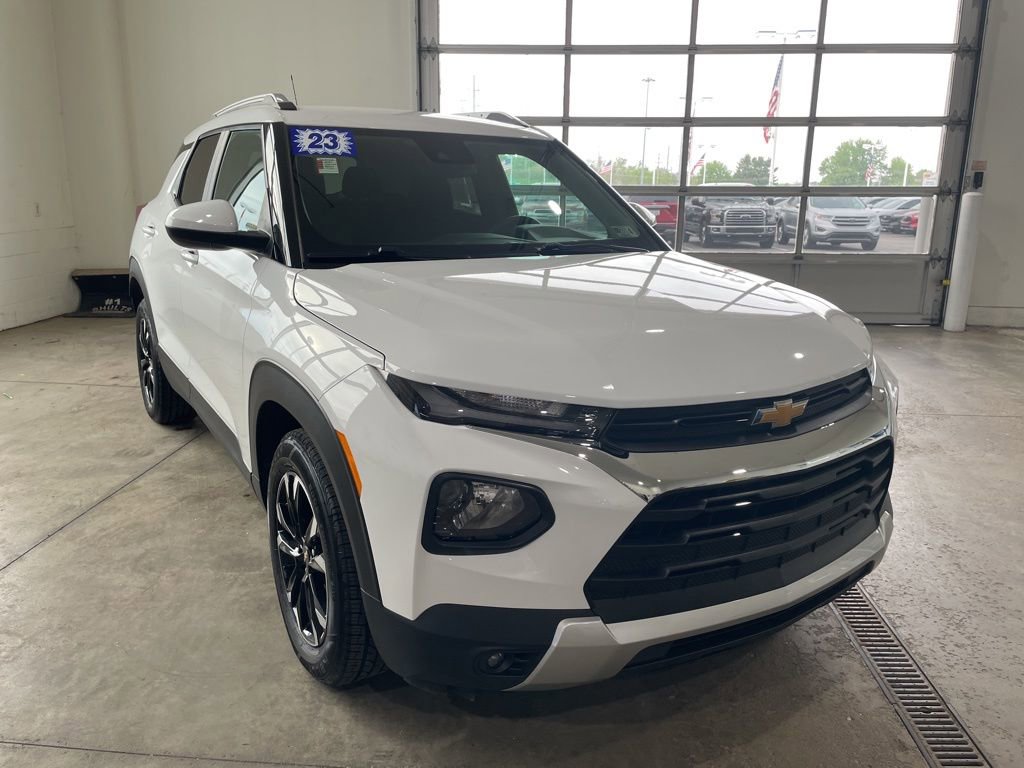 Used 2023 Chevrolet TrailBlazer LT FWD image 4