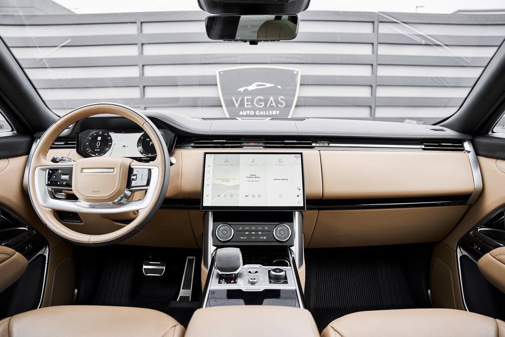 Used 2023 Land Rover Range Rover SE AWD/4WD image 48