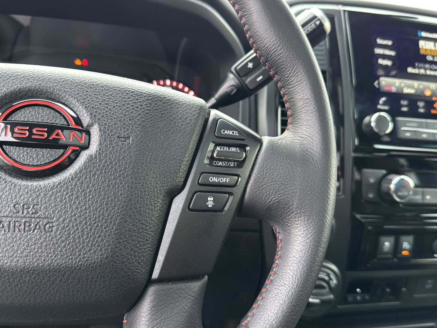 Used 2024 Nissan Titan PRO-4X w/ Pro-4x Convenience Package image 19