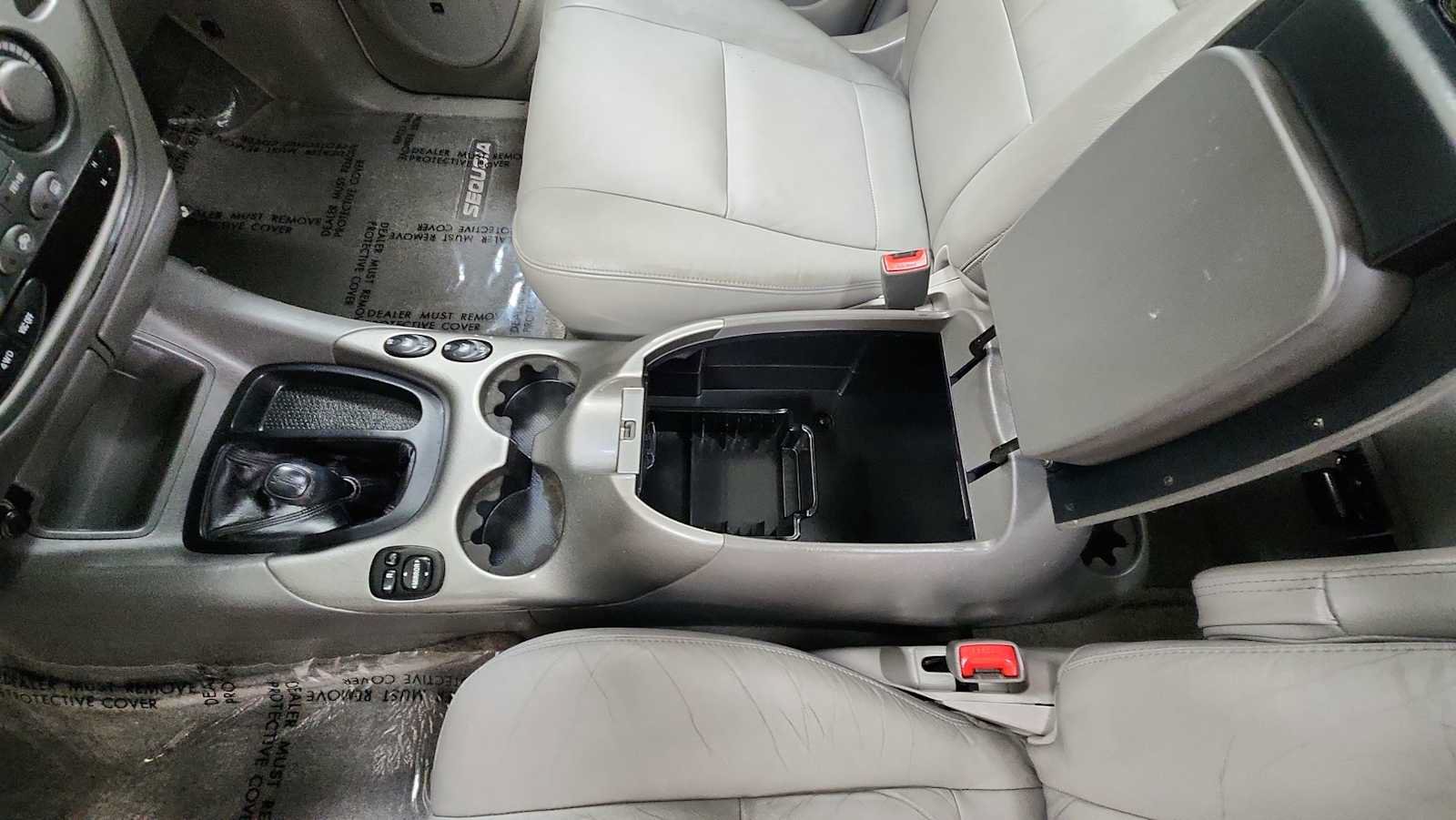 Used 2002 Toyota Sequoia Limited AWD/4WD image 21