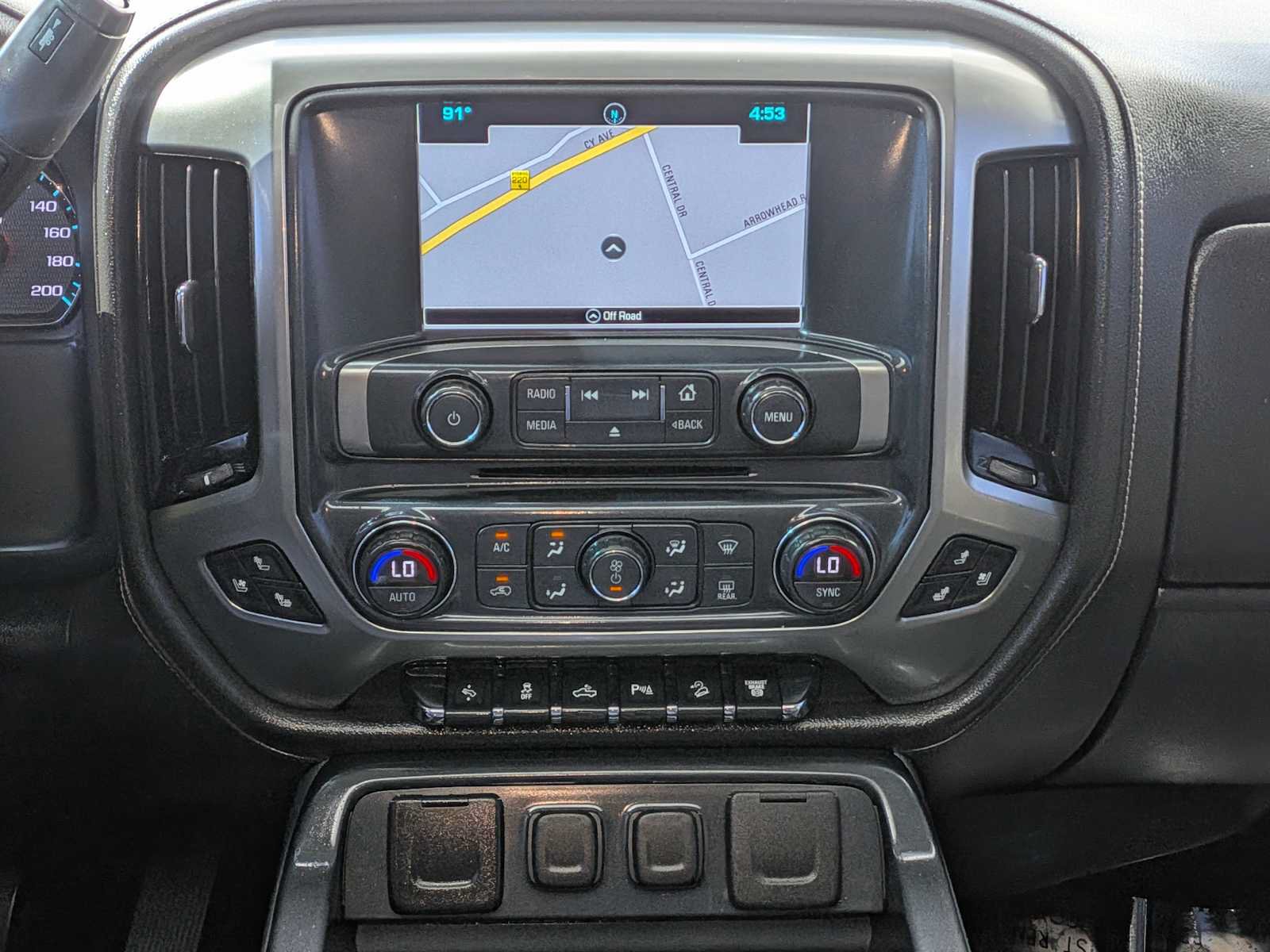 Used 2018 Chevrolet Silverado 3500 LTZ AWD/4WD image 22