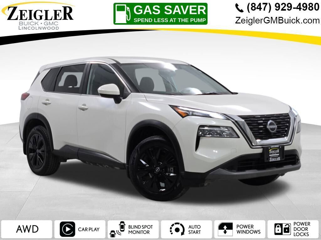 Used 2023 Nissan Rogue SV image 1