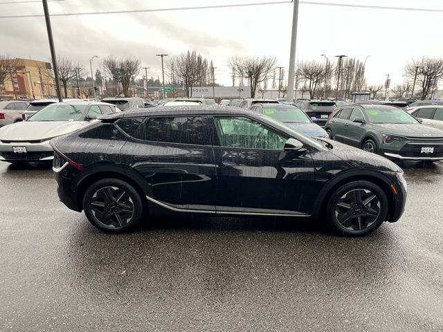 New 2025 Kia EV6 Light w/ Light LR Technology Package image 5