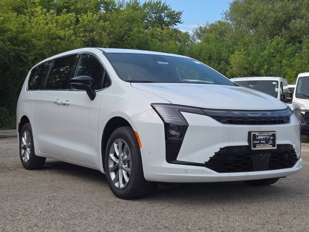 New 2027 Chrysler Pacifica Select AWD/4WD image 5