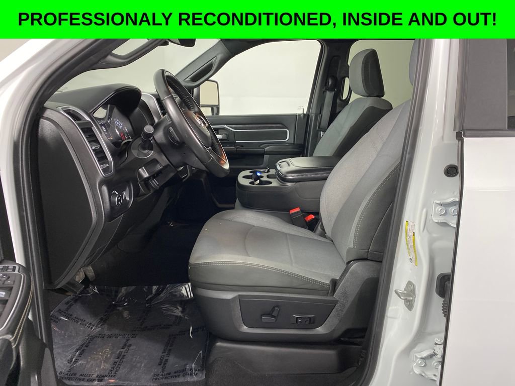 Used 2024 RAM 3500 Big Horn image 7