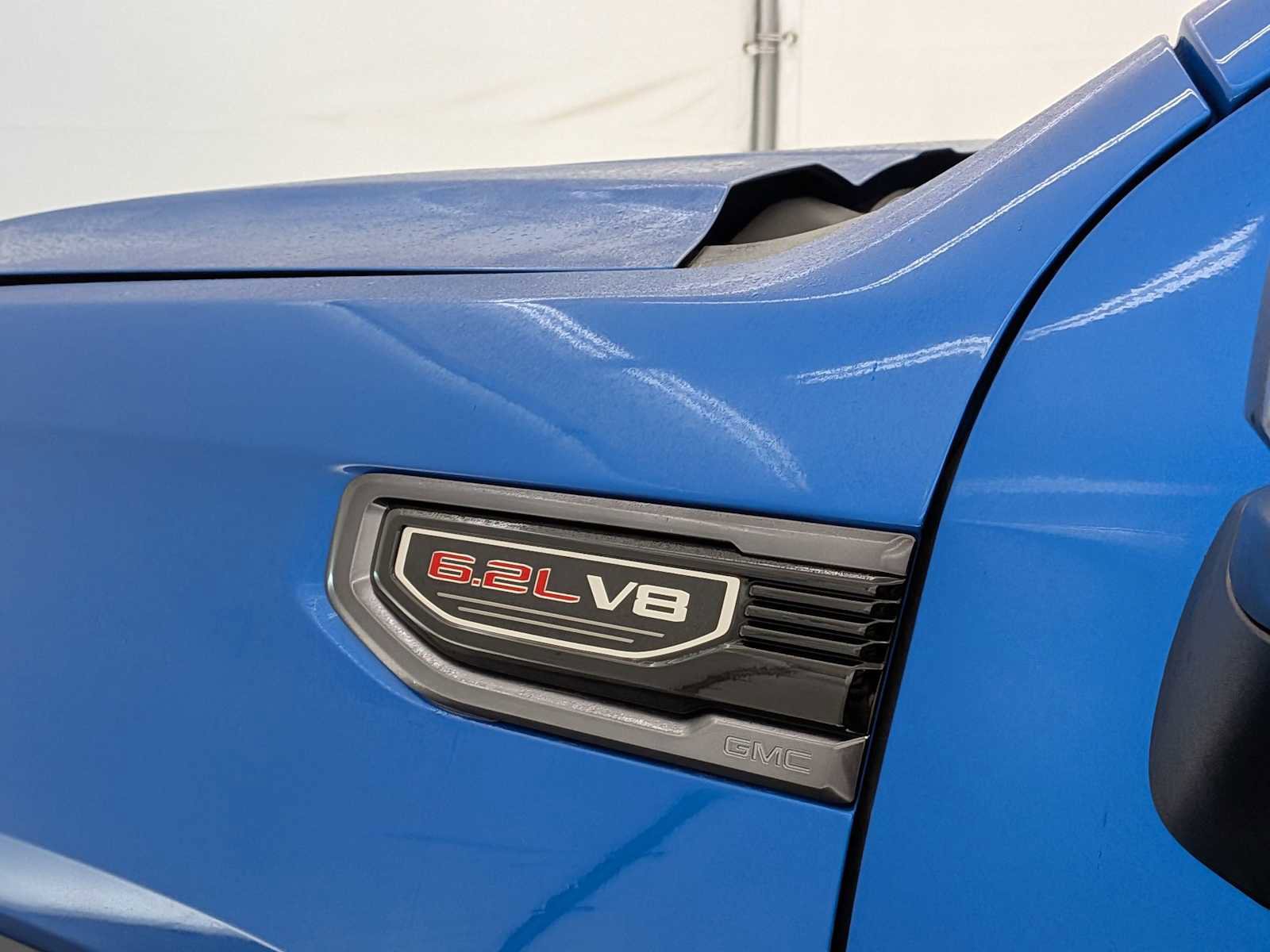 Used 2024 GMC Sierra 1500 AT4 w/ Technology Package image 12