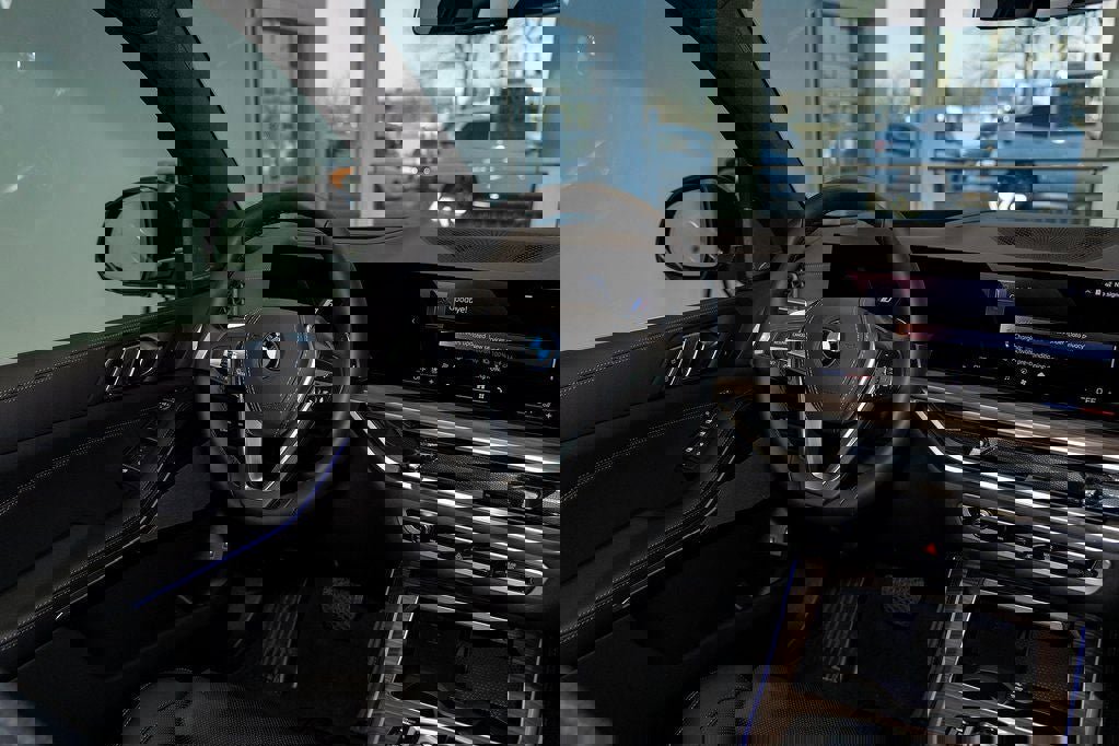 New 2026 BMW X5 xDrive50e image 39