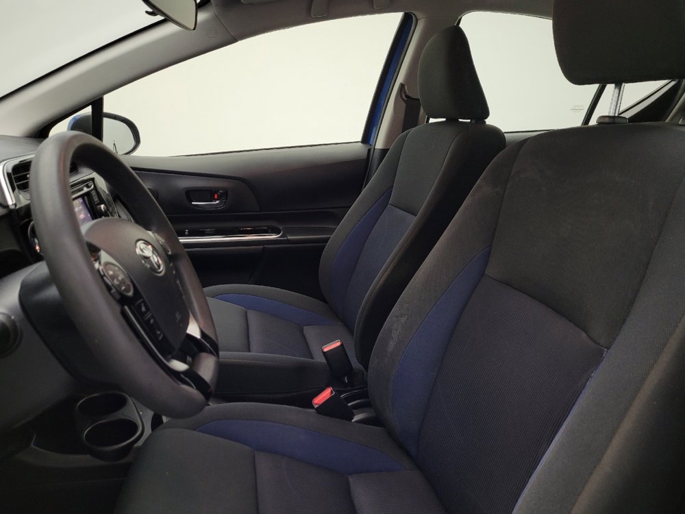 Used 2018 Toyota Prius C Three w/ Carpet Mat Package image 17