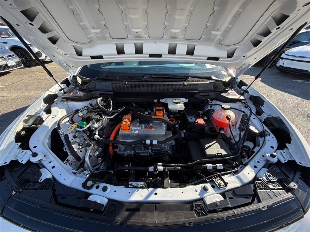 New 2026 Chevrolet Equinox EV LT image 23