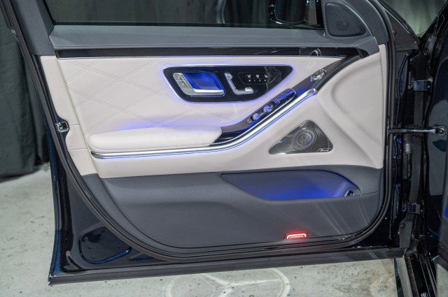 New 2025 Mercedes-Benz S 63 AMG S image 11