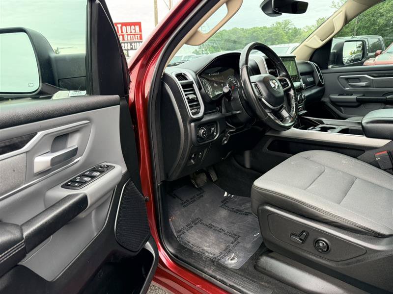 Used 2020 RAM 1500 Big Horn AWD/4WD image 24
