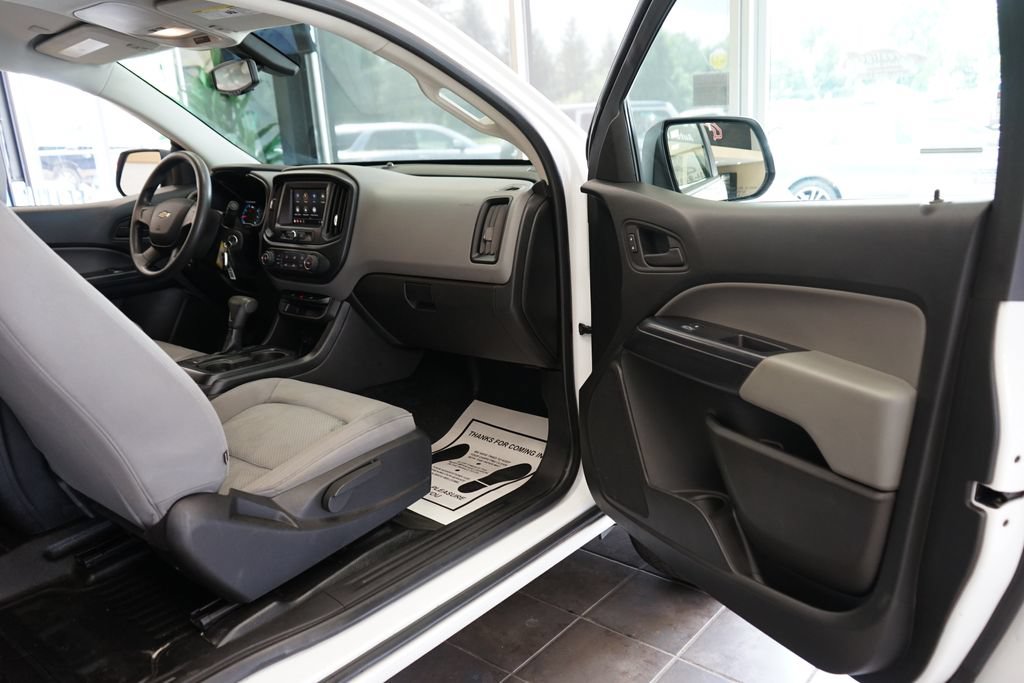 Used 2020 Chevrolet Colorado W/T RWD image 34