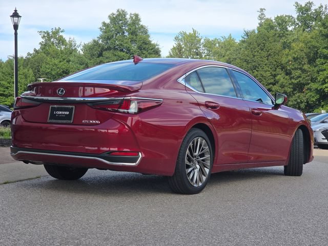 Used 2025 Lexus ES 300h Ultra Luxury w/ Accessory Package (Z2) FWD image 29