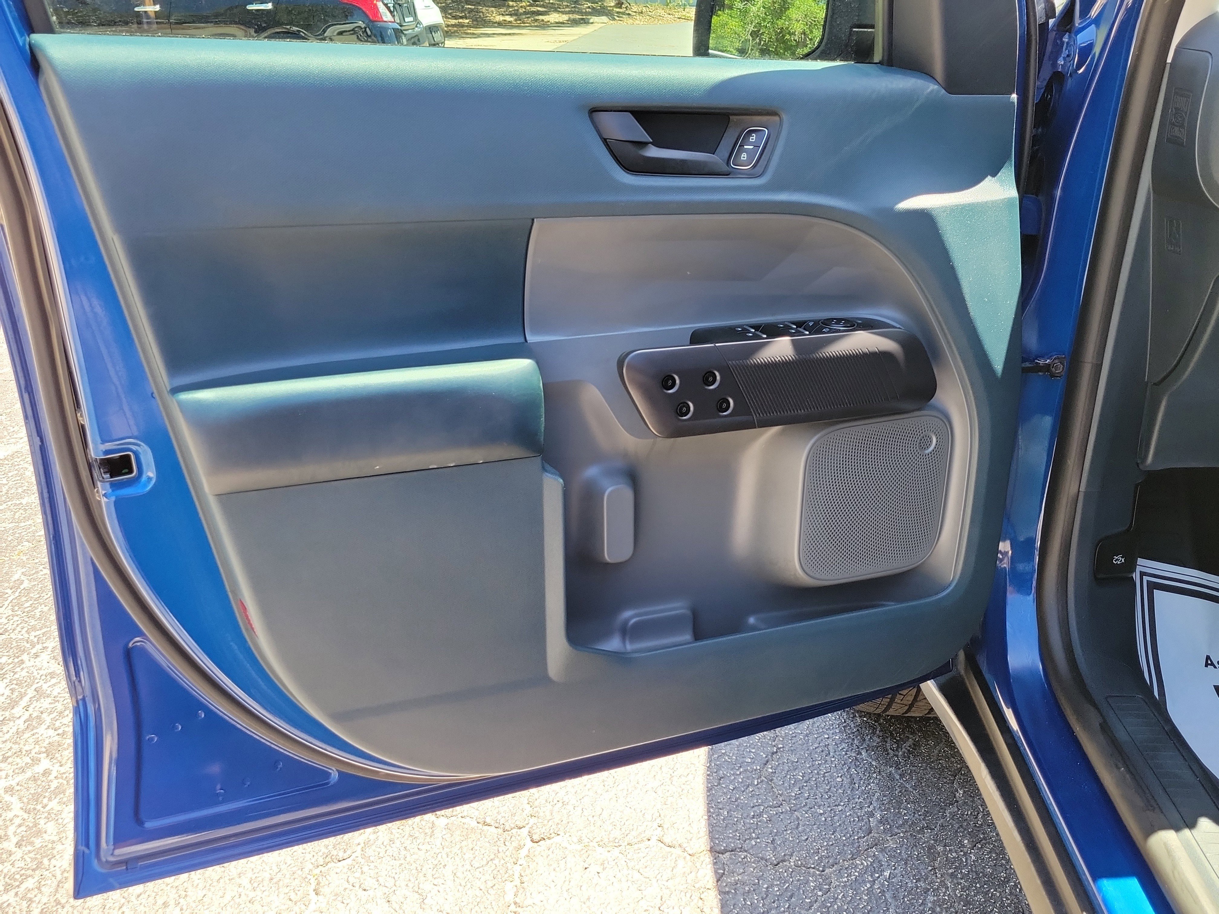 Used 2023 Ford Maverick XLT w/ Equipment Group 300A Standard image 14