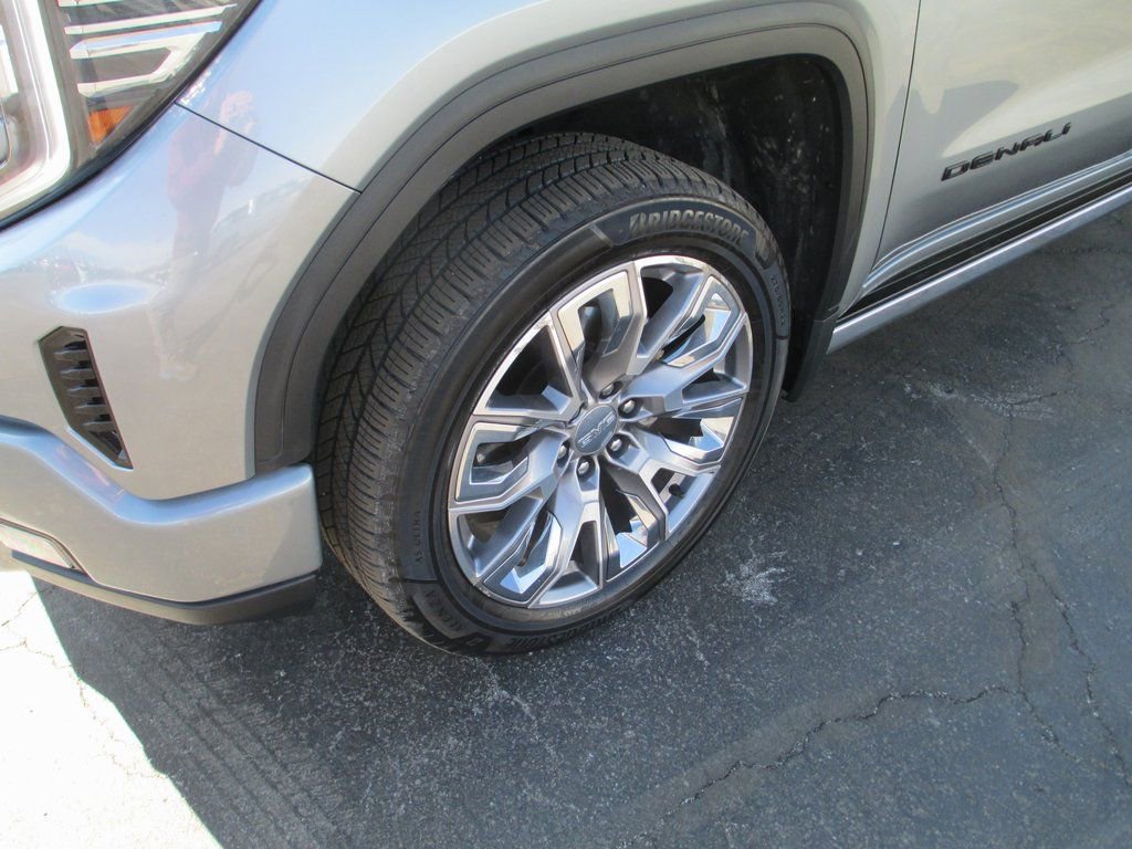 Used 2023 GMC Sierra 1500 Denali w/ Denali Reserve Package image 11