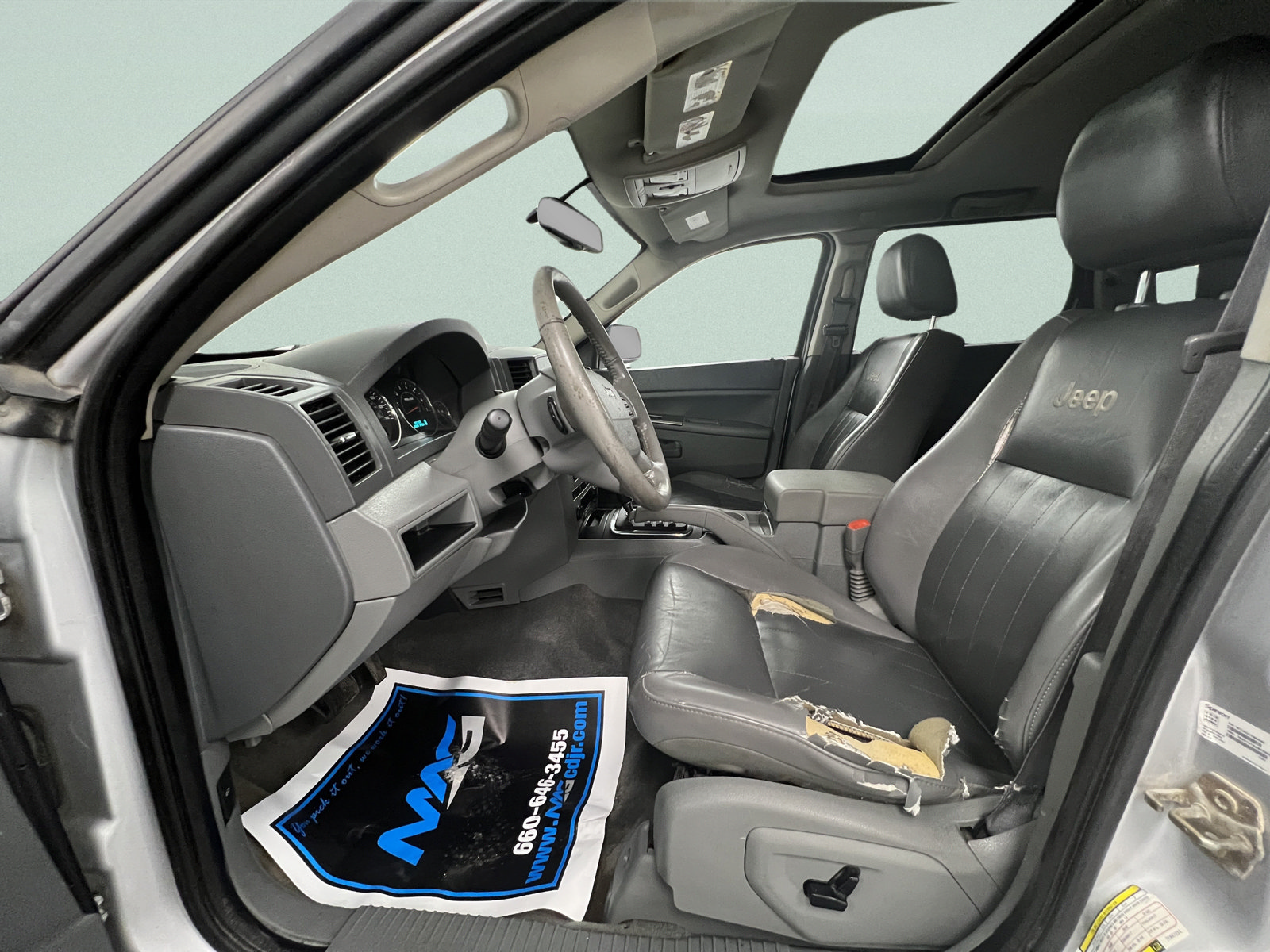 Used 2007 Jeep Grand Cherokee Laredo AWD/4WD image 13