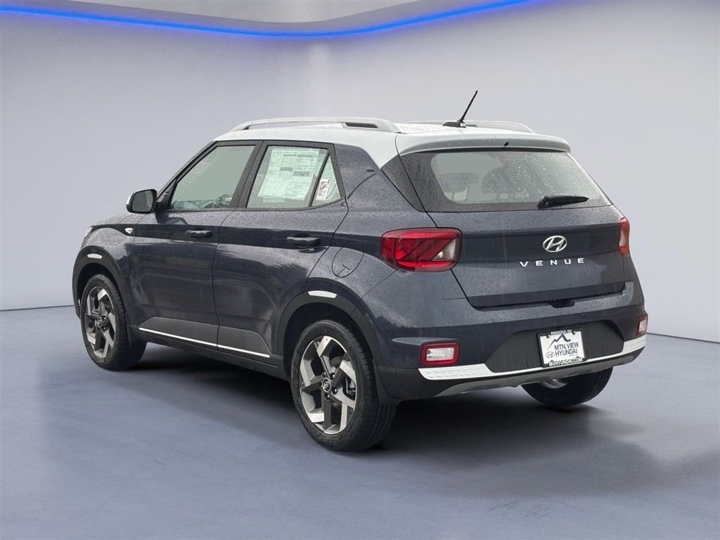 New 2026 Hyundai Venue SEL FWD image 3