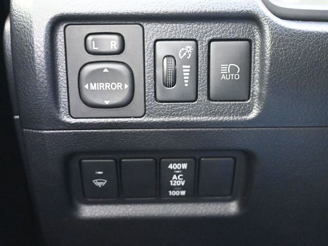 Used 2020 Toyota 4Runner Venture w/ Moonroof Package image 27