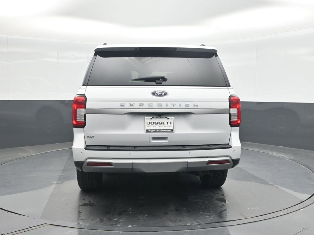 Used 2024 Ford Expedition XLT RWD image 17