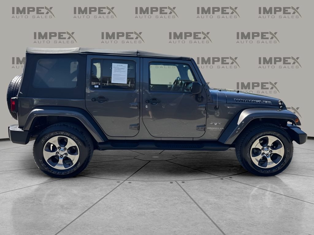 Used 2017 Jeep Wrangler Unlimited Sahara w/ Connectivity Group AWD/4WD image 6