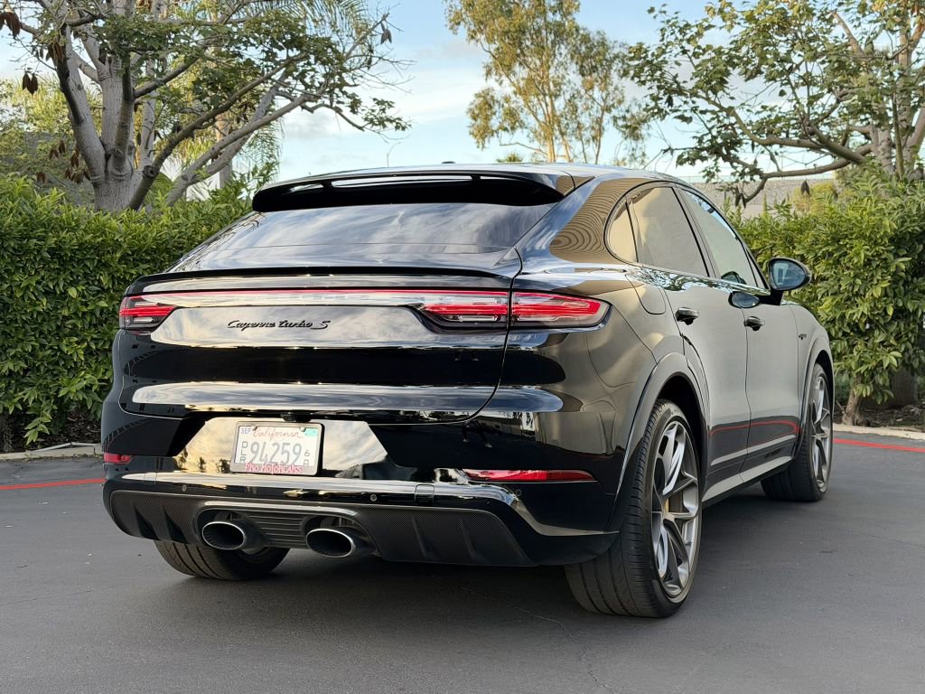 Used 2023 Porsche Cayenne Turbo S AWD/4WD image 13