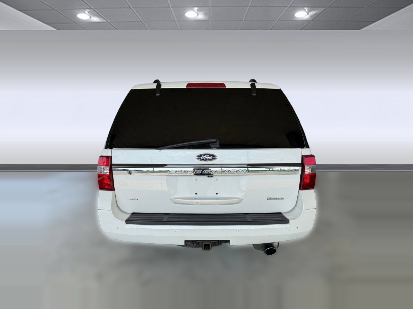 Used 2016 Ford Expedition XLT w/ Equipment Group 202A AWD/4WD image 10