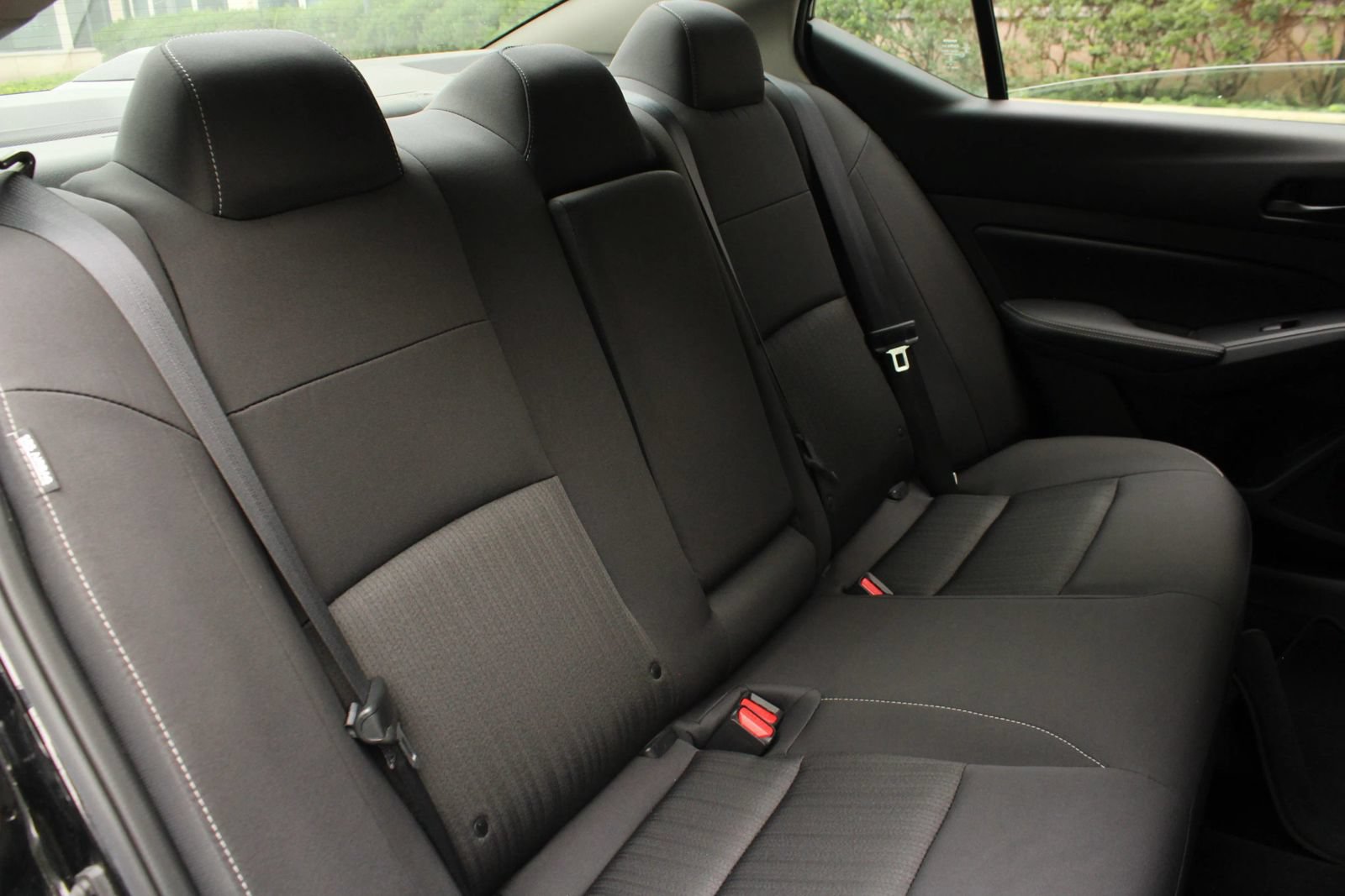Used 2025 Nissan Altima 2.5 SV FWD image 22