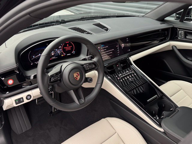 New 2026 Porsche Panamera 4 AWD/4WD image 4