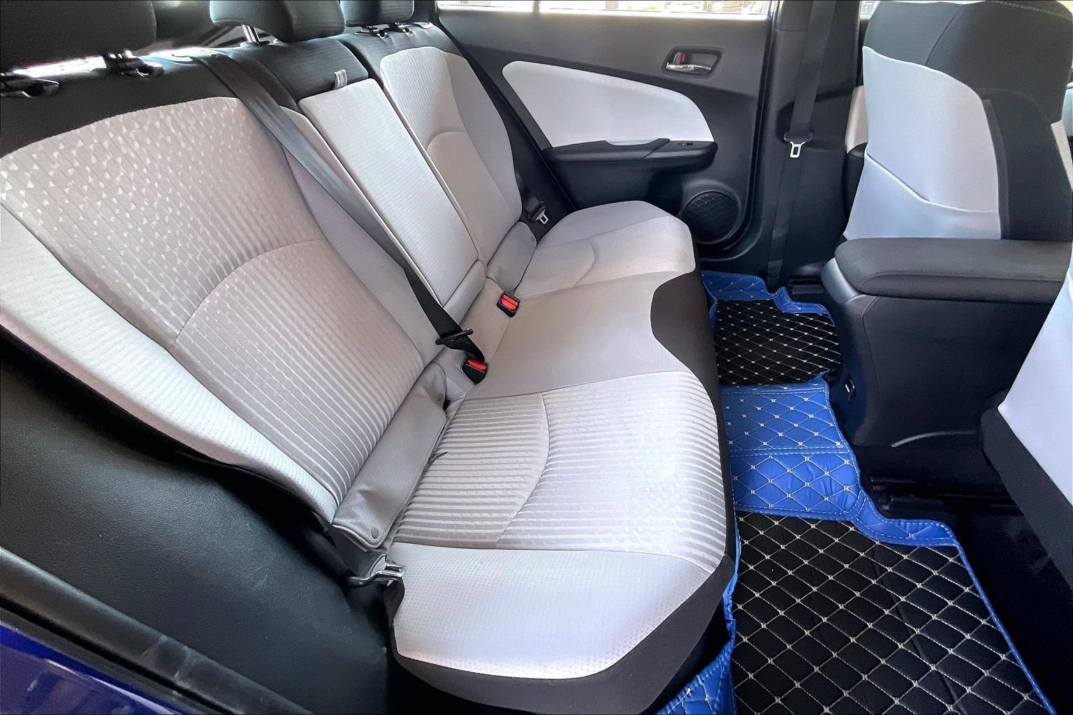 Used 2016 Toyota Prius Two FWD image 20