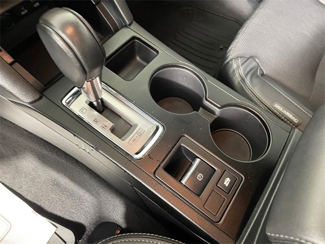 Used 2016 Subaru Legacy 3.6R Limited w/ Popular Package #4 image 9