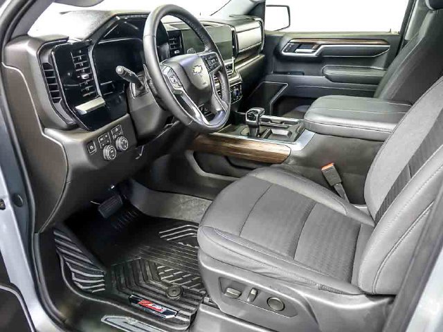 Certified 2026 Chevrolet Silverado 1500 LT AWD/4WD image 13