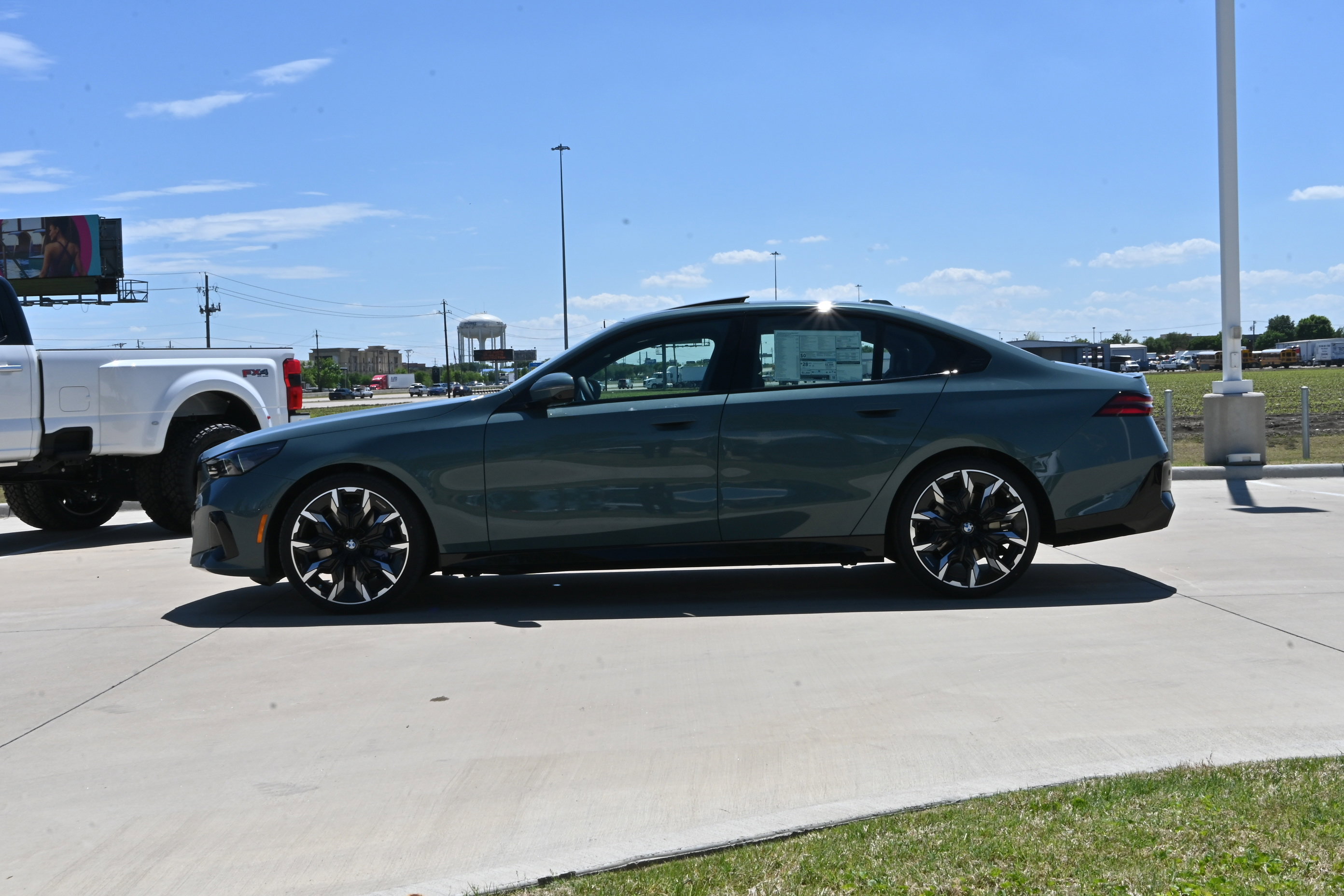 New 2026 BMW 540i xDrive AWD/4WD image 5