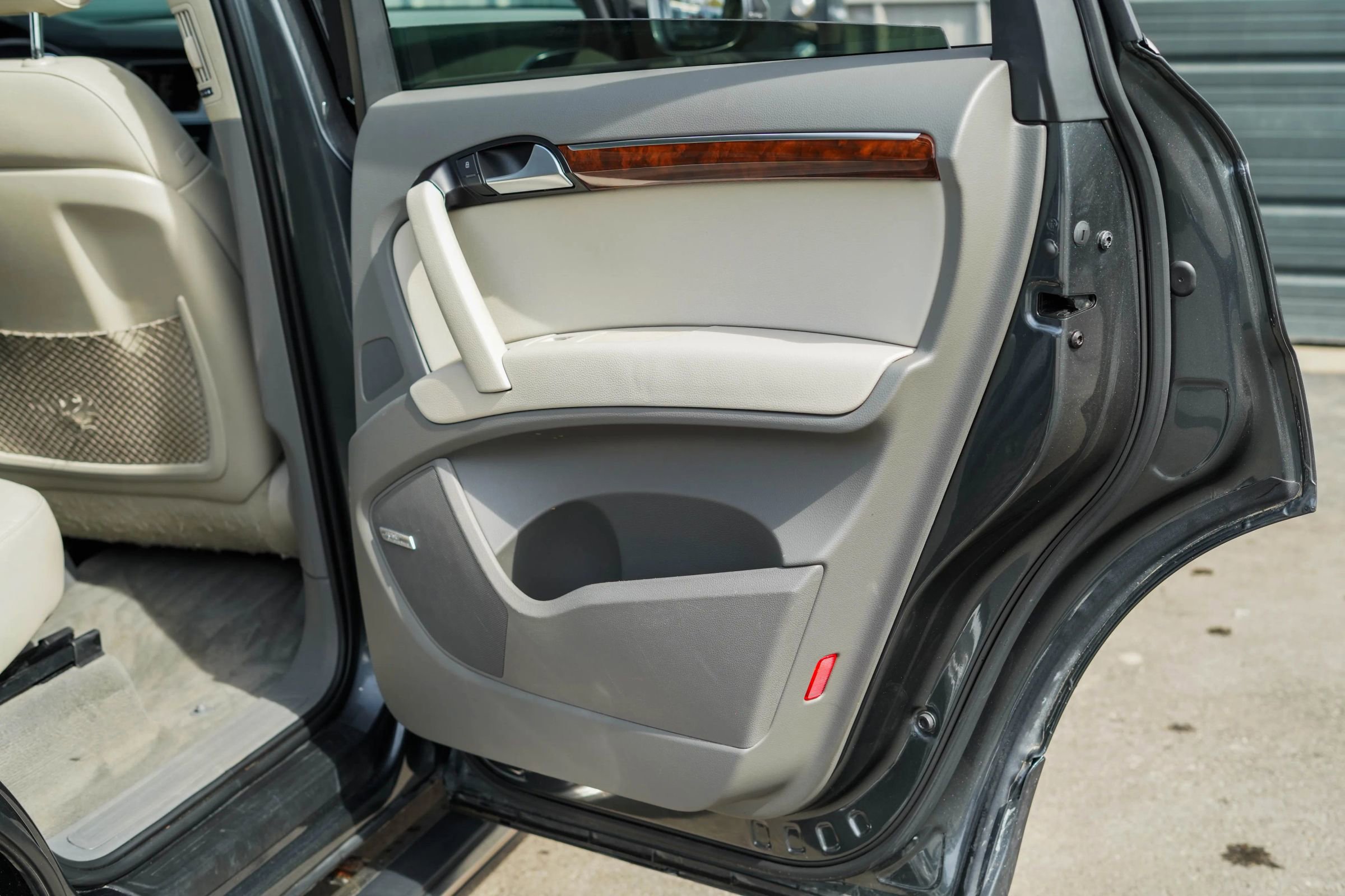 Used 2015 Audi Q7 TDI Premium Plus w/ Premium Plus Package image 34