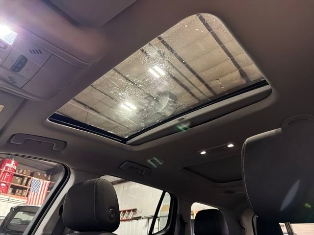 Used 2023 GMC Acadia SLE w/ Driver Convenience Package image 26