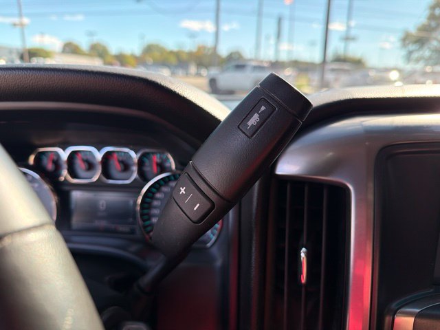 Used 2018 Chevrolet Silverado 1500 LT w/ All Star Edition AWD/4WD image 24