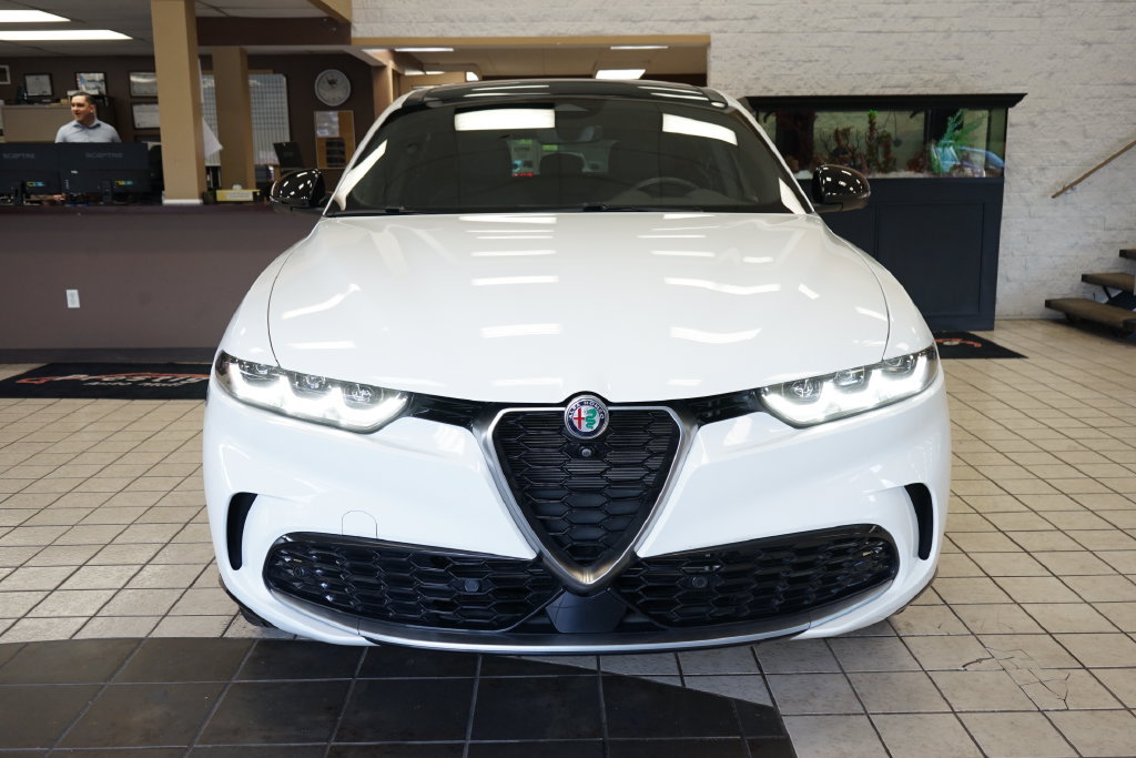 Used 2024 Alfa Romeo Tonale Ti w/ Active Assist Package AWD/4WD image 20