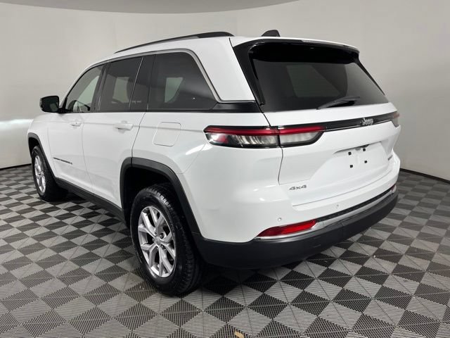 Used 2022 Jeep Grand Cherokee Limited AWD/4WD image 8