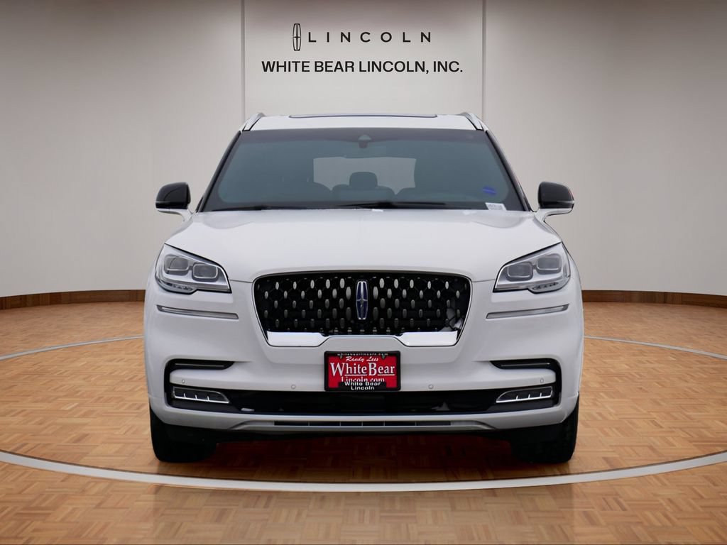Used 2021 Lincoln Aviator Grand Touring w/ Equipment Group 301A AWD/4WD image 2