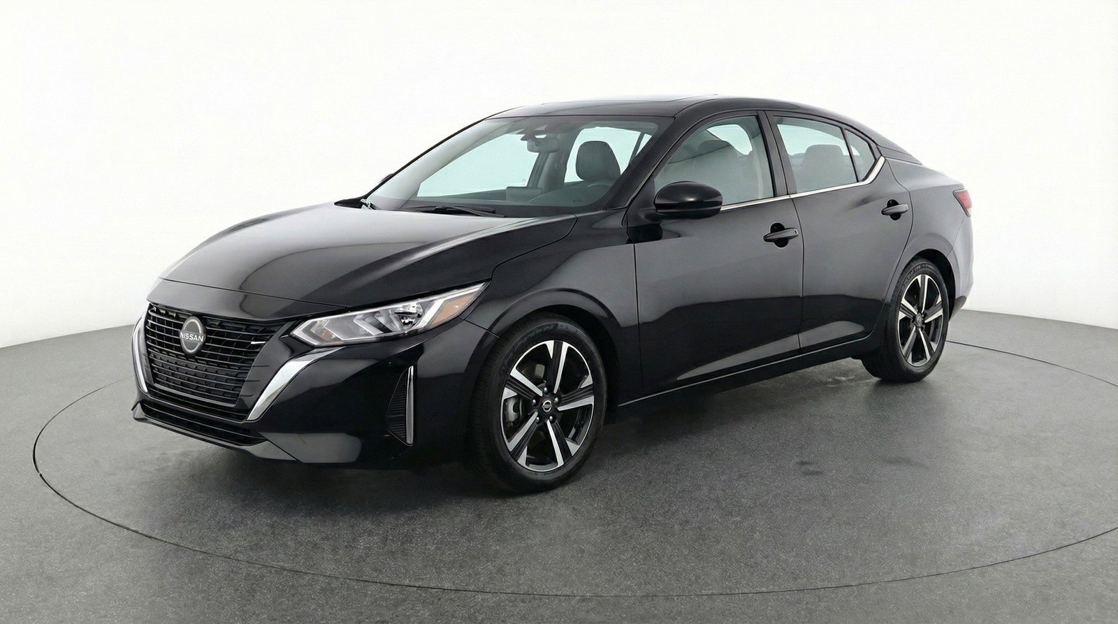 Used 2025 Nissan Sentra SV image 3