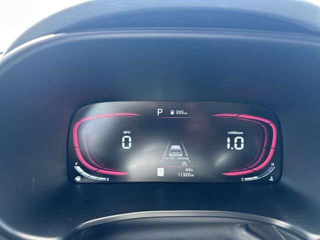 Used 2025 Kia Soul LX w/ LX Technology Package FWD image 10