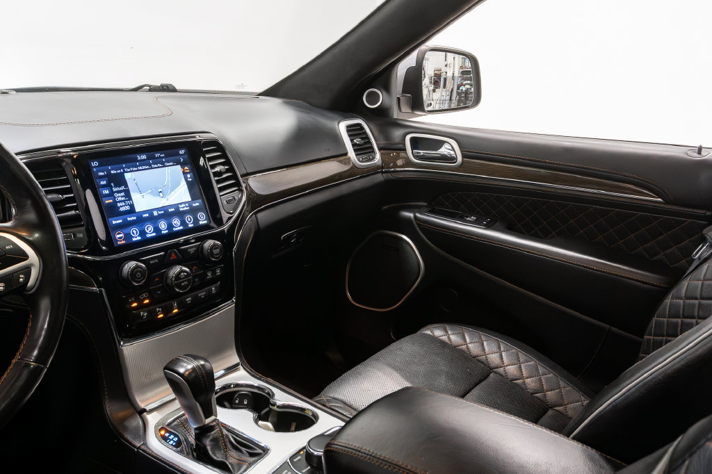 Used 2019 Jeep Grand Cherokee Summit AWD/4WD image 13