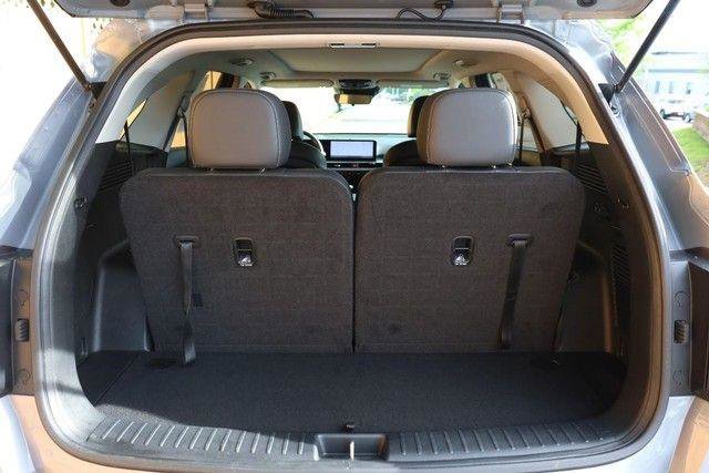 Used 2024 Kia Sorento S w/ Panoramic Sunroof Package AWD/4WD image 7