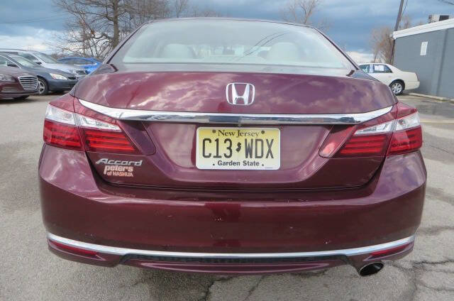 Used 2016 Honda Accord LX image 18